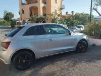 Usata Audi A1 Ambiente 90 CV (66 kW) 2015 Grigio Utilitaria