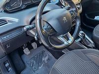 Usata Peugeot 208 2015 Utilitaria