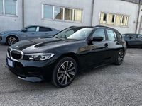 Usata BMW 318 Advantage 150 CV (110 kW) 2021 Nero Station wagon
