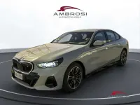 Nuova BMW i5 M Sport 289 kW (394 CV) 2026 Brooklyn grey metallic Berlina