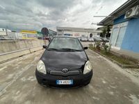 usata Toyota Yaris 1.0 3 porte Sol