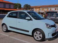 Usata Renault Twingo 65 CV (47 kW) 2019 Blu Utilitaria
