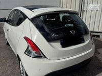 Usata Lancia Ypsilon Gold 95 CV (69 kW) 2015 Utilitaria