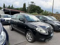 Usata Lancia Ypsilon 75 CV (55 kW) 2012 Nero Utilitaria