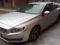 Usata Volvo V60 203 CV (149 kW) 2015 Grigio Station wagon