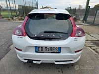 Usata Volvo C30 R-Design 114 CV (83 kW) 2011 Bianco Utilitaria