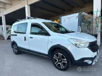 Usata Dacia Dokker 95 CV (69 kW) 2019 Bianco Monovolume
