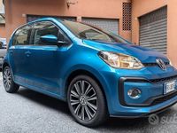 Usata VW up! high up! 90 CV (66 kW) 2017 Blu Utilitaria