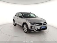 Usata VW T-Roc Life 110 CV (80 kW) 2022 Grigio SUV