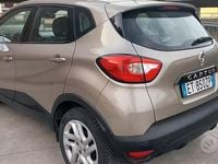 Usata Renault Captur 120 CV (88 kW) 2014 Grigio SUV