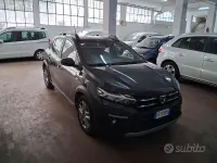 Usata Dacia Sandero Stepway 101 CV (74 kW) 2021 Grigio Utilitaria