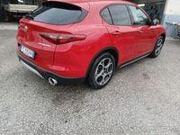 Usata Alfa Romeo Stelvio 160 CV (117 kW) 2019 Rosso SUV