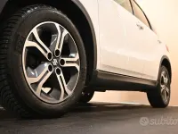 Usata Suzuki Vitara 120 CV (88 kW) 2017 Bianco SUV