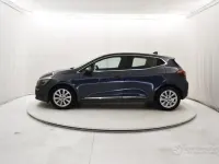 Usata Renault Clio V Intens 101 CV (74 kW) 2022 Grigio Berlina