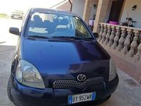 Usata Toyota Yaris Luna 86 CV (63 kW) 2002 Berlina
