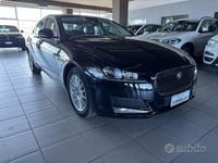 Usata Jaguar XF Prestige 180 CV (132 kW) 2018 Nero Berlina