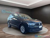 Usata VW Tiguan Life 150 CV (110 kW) 2022 Grigio scuro SUV