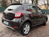 Usata Dacia Sandero Stepway 90 CV (66 kW) 2013 Nero Berlina