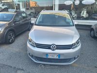 Usata VW Touran 140 CV (102 kW) 2014 Argento Monovolume