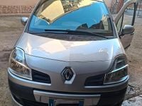 Usata Renault Grand Modus 75 CV (55 kW) 2008 Grigio Monovolume
