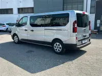 Usata Renault Trafic 150 CV (110 kW) 2024 Grigio chiaro Monovolume