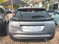 Gebraucht Peugeot 2008 Allure 102 PS (75 kW) 2024 Grau SUV
