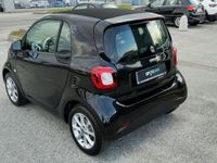 Usata Smart ForTwo Coupé 71 CV (52 kW) 2019 Nero Utilitaria