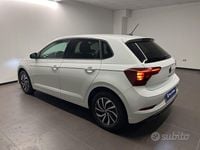 Usata VW Polo Life 95 CV (69 kW) 2024 Bianco Berlina
