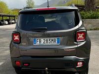 Usata Jeep Renegade 170 CV (125 kW) 2015 Grigio SUV