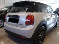 Usata Mini Cooper SE 135 kW (184 CV) 2021 White silver metallic Utilitaria