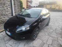 Usata Fiat Grande Punto 75 CV (55 kW) 2006 Nero Utilitaria