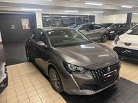 Usata Peugeot 208 Allure 102 CV (75 kW) 2021 Grigio Utilitaria