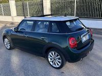 Usata Mini Cooper D 116 CV (85 kW) 2017 Verde Utilitaria
