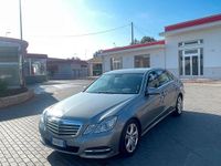 Usado Mercedes E250 204 CV (150 kW) 2010 Gris Berlina
