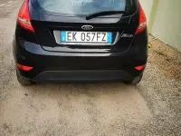 Usata Ford Fiesta 70 CV (51 kW) 2011 Nero Berlina