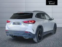 Usata Mercedes GLA180 Premium 116 CV (85 kW) 2023 Grigio chiaro metallizzato SUV