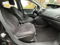 Begagnad Lancia Ypsilon 69 HK (50 kW) 2011 Svart Halvkombi