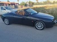 Usata Alfa Romeo Spider 155 CV (114 kW) 1998 Nero Cabrio