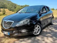 Usata Lancia Delta 120 CV (88 kW) 2012 Nero Utilitaria