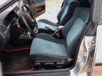 Usata Mazda 323F 1999 Berlina