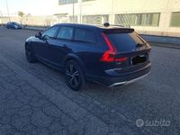 Usata Volvo V90 CC 2017 Blu Station wagon
