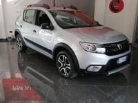 Usata Dacia Sandero Stepway 101 CV (74 kW) 2020 Grigio Berlina