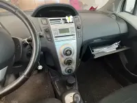 Usata Toyota Yaris 69 CV (50 kW) 2007 Grigio Utilitaria