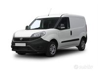 Usata Fiat Doblò Lounge 120 CV (88 kW) 2021 Bianco Monovolume