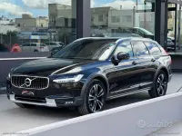 Usata Volvo V90 CC Pro 190 CV (139 kW) 2019 Nero Station wagon