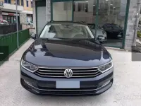 Usata VW Passat Comfortline 120 CV (88 kW) 2016 Blu Station wagon