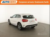 Usata Mercedes GLA180 122 CV (89 kW) 2019 Bianco SUV