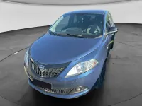 Usata Lancia Ypsilon Silver 70 CV (51 kW) 2023 Blu Utilitaria