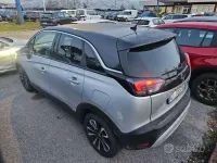 Usata Opel Crossland Elegance 131 CV (96 kW) 2024 Grigio SUV