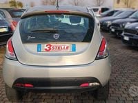 Usata Lancia Ypsilon 85 CV (62 kW) 2013 Grigio Utilitaria